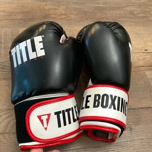 Youth boxing gloves